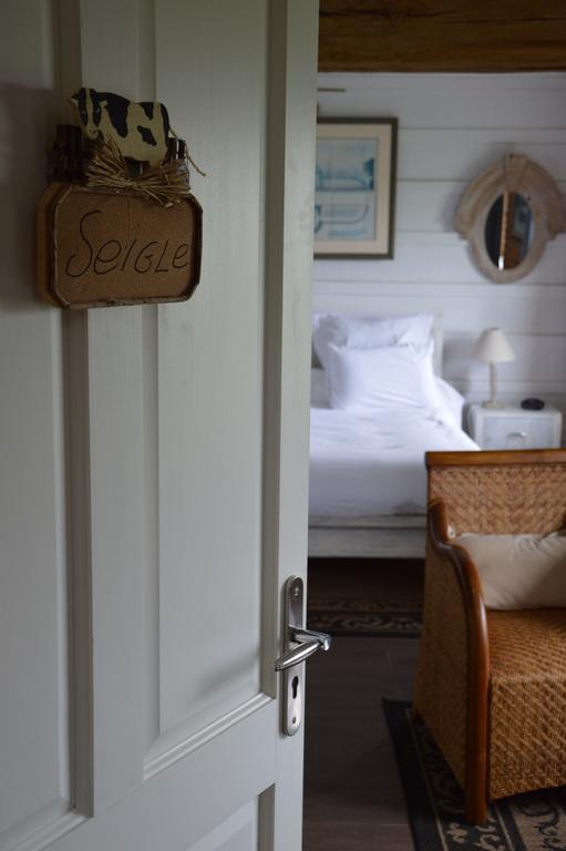La Grange Des Marettes Bed and Breakfast Cléres Εξωτερικό φωτογραφία