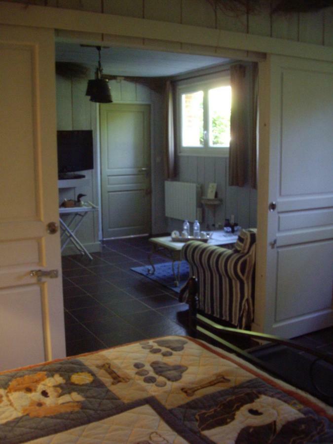 La Grange Des Marettes Bed and Breakfast Cléres Εξωτερικό φωτογραφία